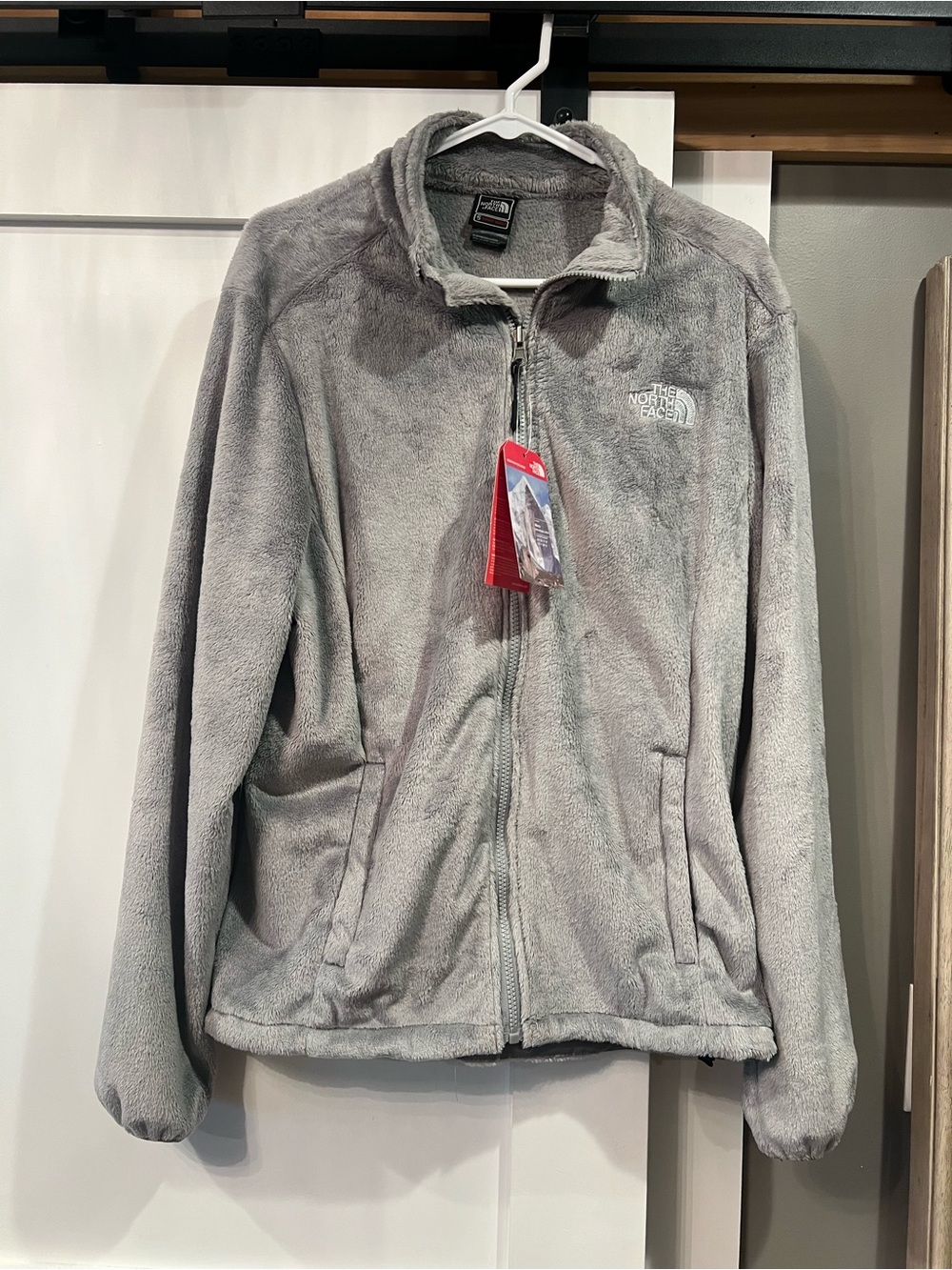 The North Face Women's Light Gray Plush Full-Zip Teddy Jacket